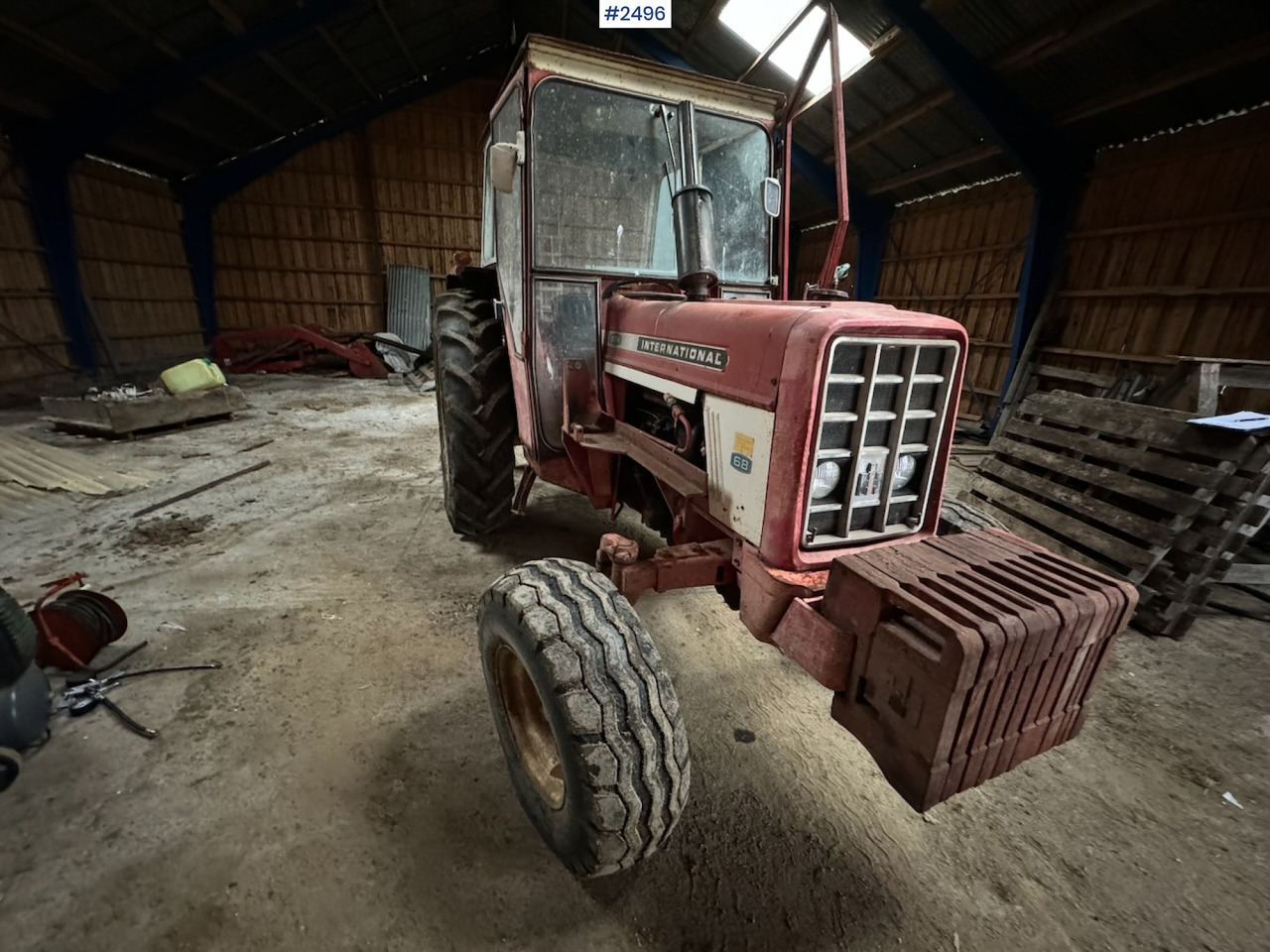 1972 International 574 w/front loader - Трактор: снимка 5 1972 International 574 w/front loader - Трактор: снимка 5