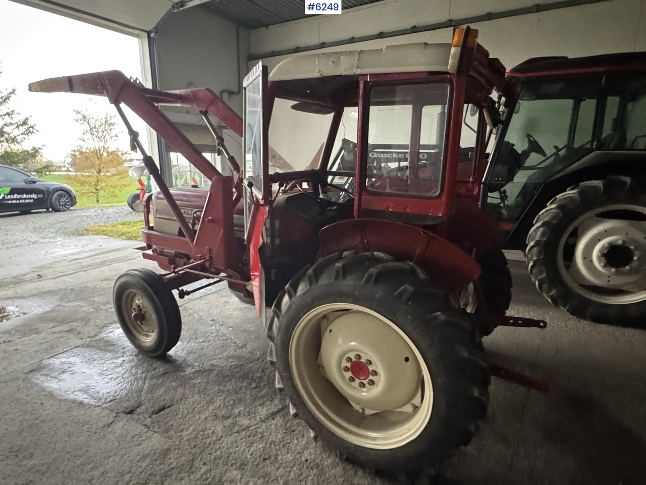1973 International 444 w/ Bjørnerud loader and bucket. WATCH VIDEO - Трактор: снимка 3 1973 International 444 w/ Bjørnerud loader and bucket. WATCH VIDEO - Трактор: снимка 3