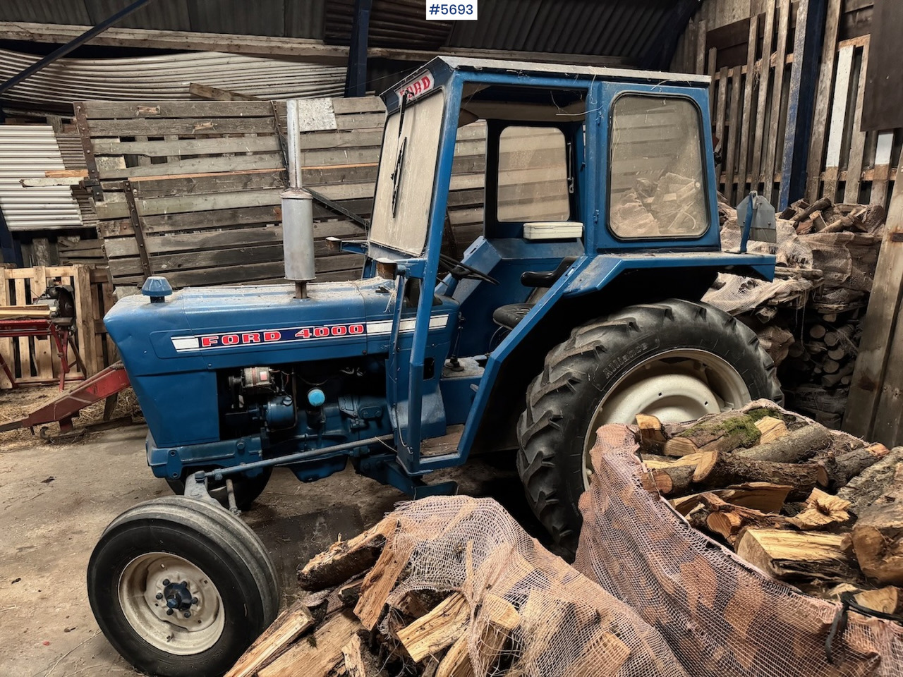 1975 Ford 4000 - Трактор: снимка 3 1975 Ford 4000 - Трактор: снимка 3