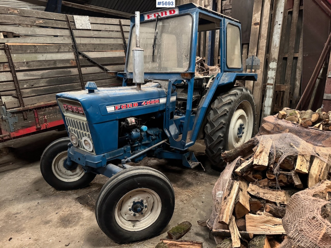 1975 Ford 4000 - Трактор: снимка 1 1975 Ford 4000 - Трактор: снимка 1