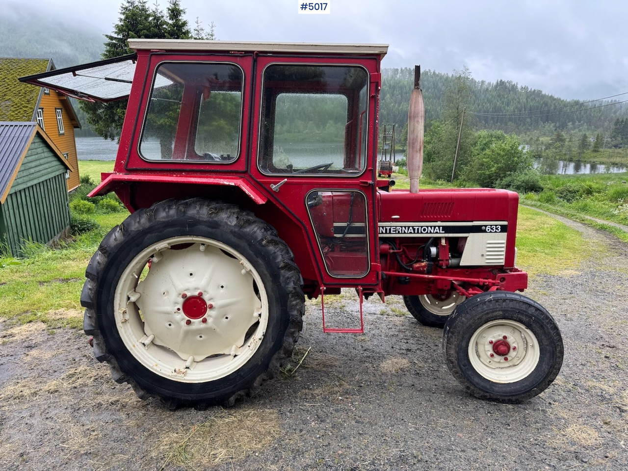 1976 International 633-2. - Трактор: снимка 2 1976 International 633-2. - Трактор: снимка 2