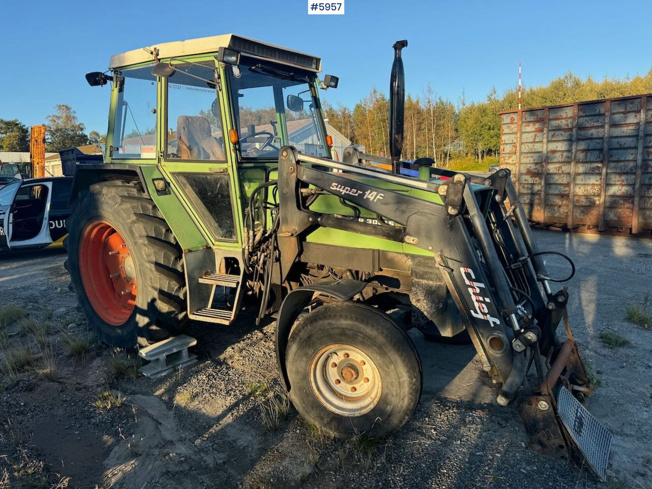 1982 Fendt 306LS 4x2 with front loader - Трактор: снимка 1 1982 Fendt 306LS 4x2 with front loader - Трактор: снимка 1