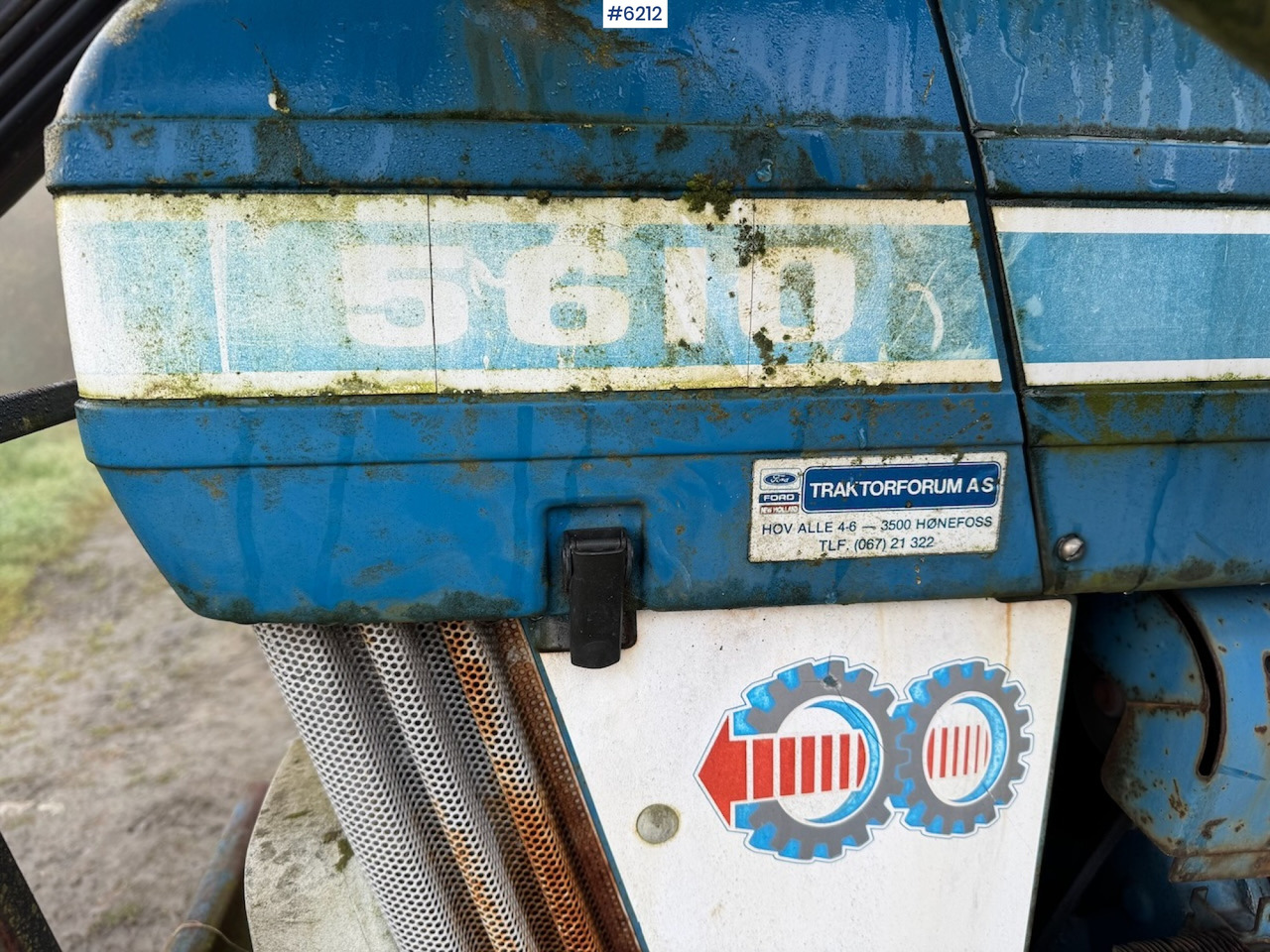 1982 Ford 5610 w/ front loader. - Трактор: снимка 4 1982 Ford 5610 w/ front loader. - Трактор: снимка 4