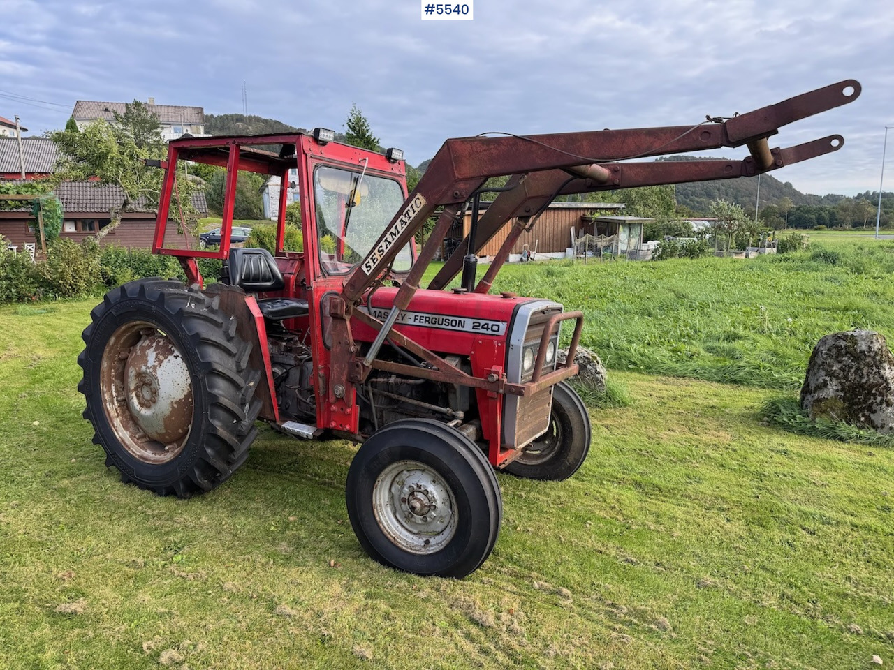 1982 Massey Ferguson 235 w/front loader. - Трактор: снимка 2 1982 Massey Ferguson 235 w/front loader. - Трактор: снимка 2