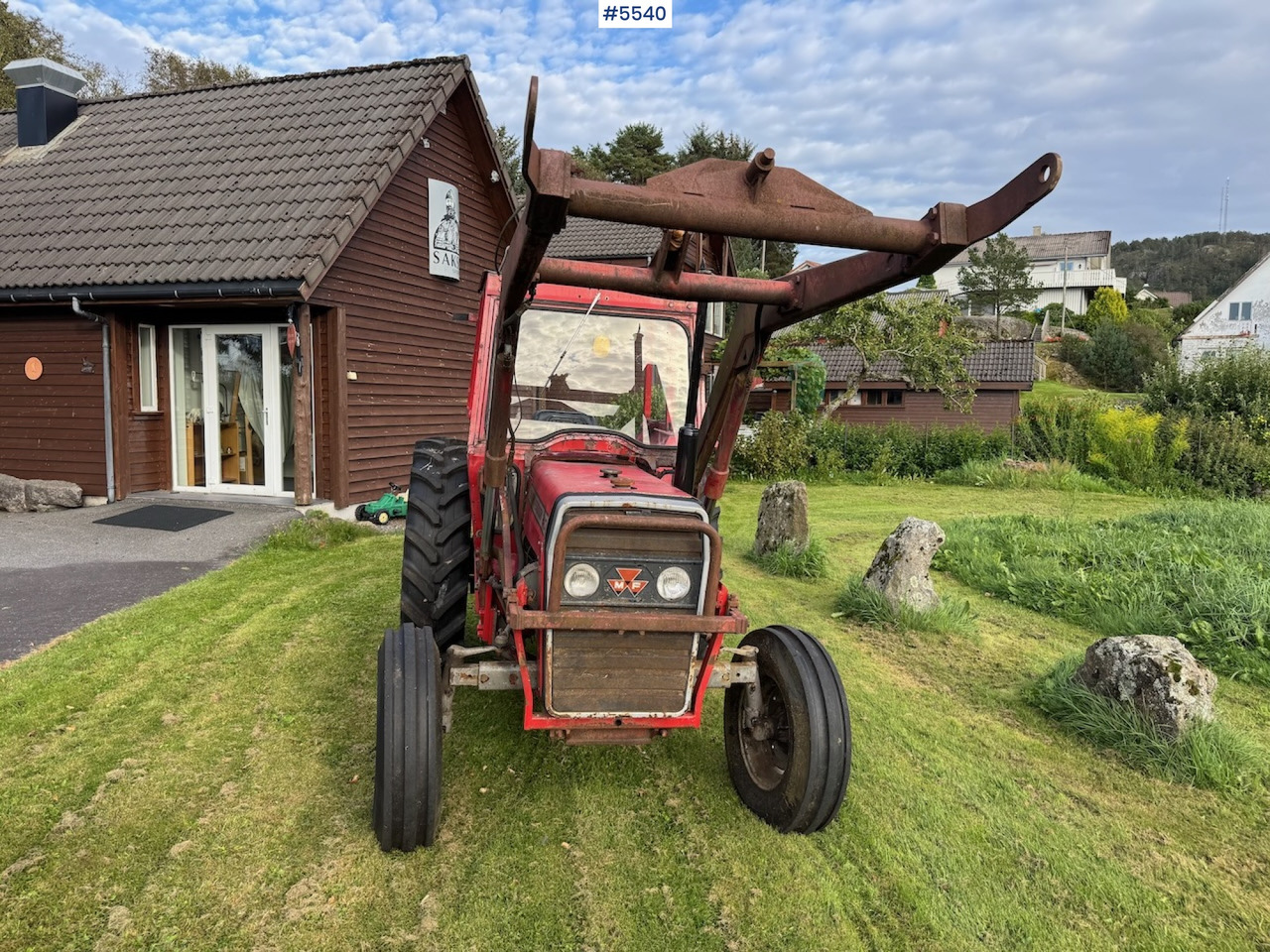 1982 Massey Ferguson 235 w/front loader. - Трактор: снимка 3 1982 Massey Ferguson 235 w/front loader. - Трактор: снимка 3