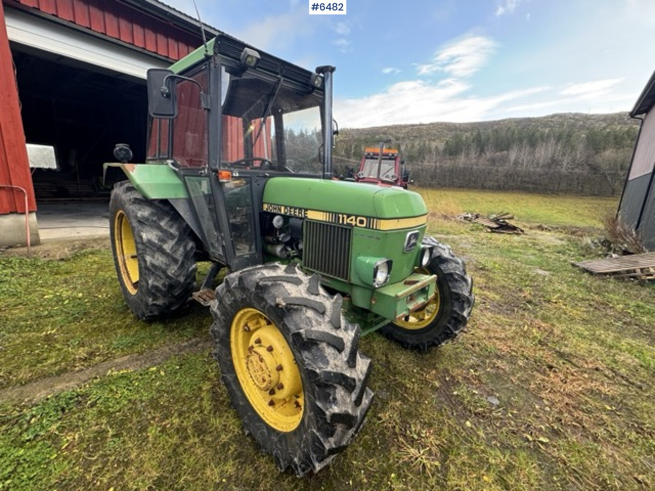1983 John Deere 1140. WATCH THE VIDEO! - Трактор: снимка 1 1983 John Deere 1140. WATCH THE VIDEO! - Трактор: снимка 1