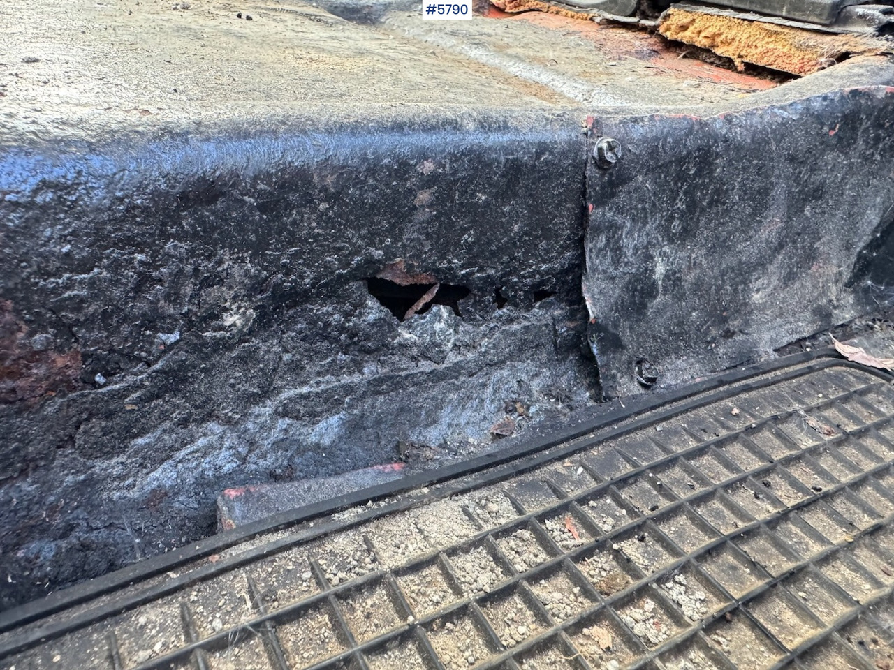 Лизинг на  1986 Fiat 70-90 DT w/ front loader. 1986 Fiat 70-90 DT w/ front loader.: снимка 19