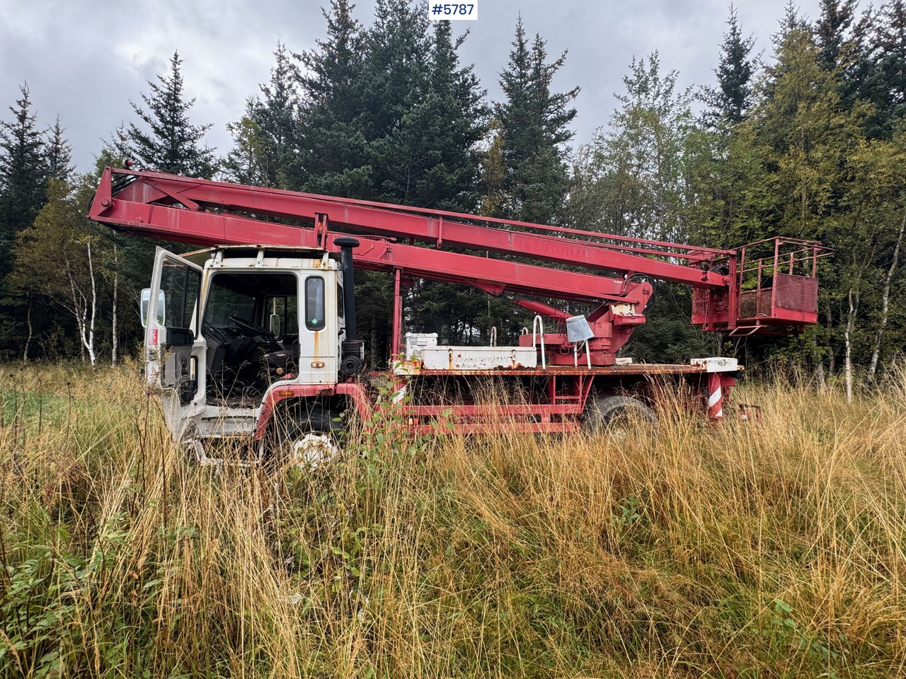 1986 Volvo FL614 with Lift. SEE VIDEO! - Автовишка: снимка 3 1986 Volvo FL614 with Lift. SEE VIDEO! - Автовишка: снимка 3
