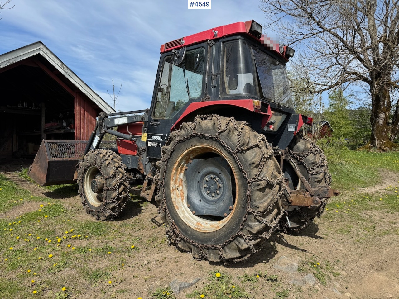 1987 Case 685 XL w/front loader and some equipment. - Трактор: снимка 2 1987 Case 685 XL w/front loader and some equipment. - Трактор: снимка 2