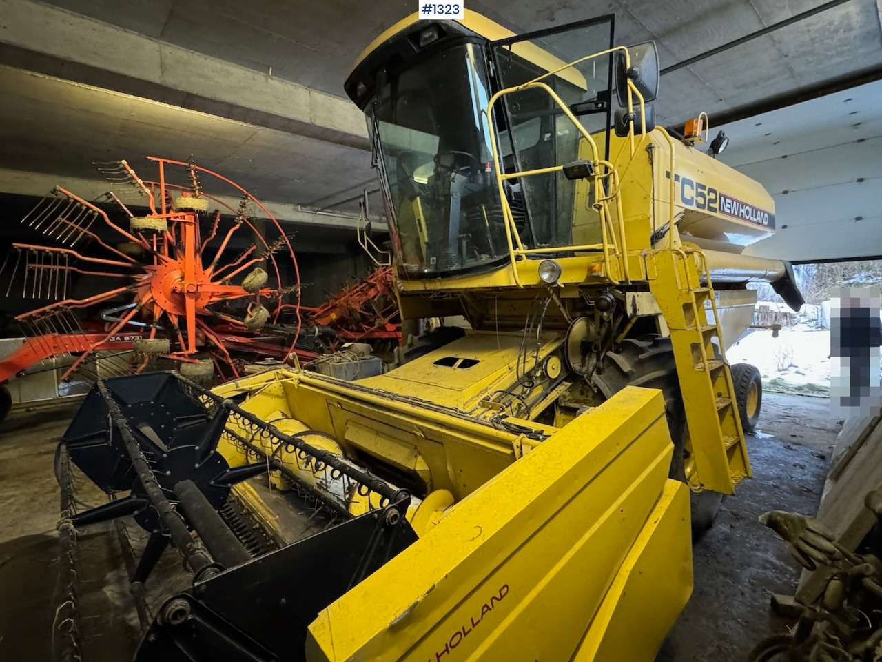 1992 New Holland TC52 Combine - Зърнокомбайн: снимка 2 1992 New Holland TC52 Combine - Зърнокомбайн: снимка 2