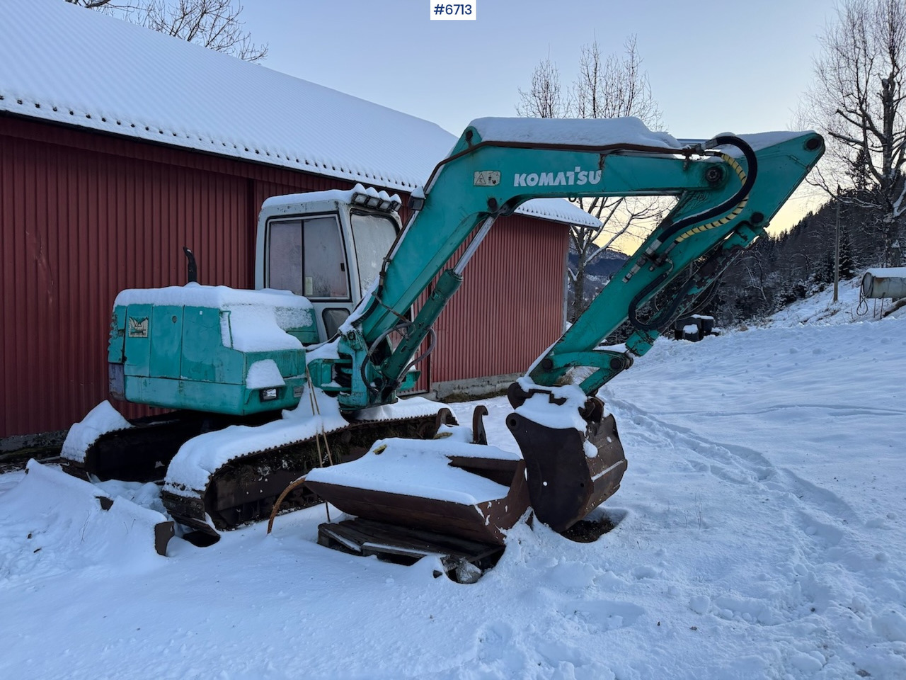 Мини багер 1994 Komatsu PC 95 w/ 2 buckets.: снимка 7 Мини багер 1994 Komatsu PC 95 w/ 2 buckets.: снимка 7