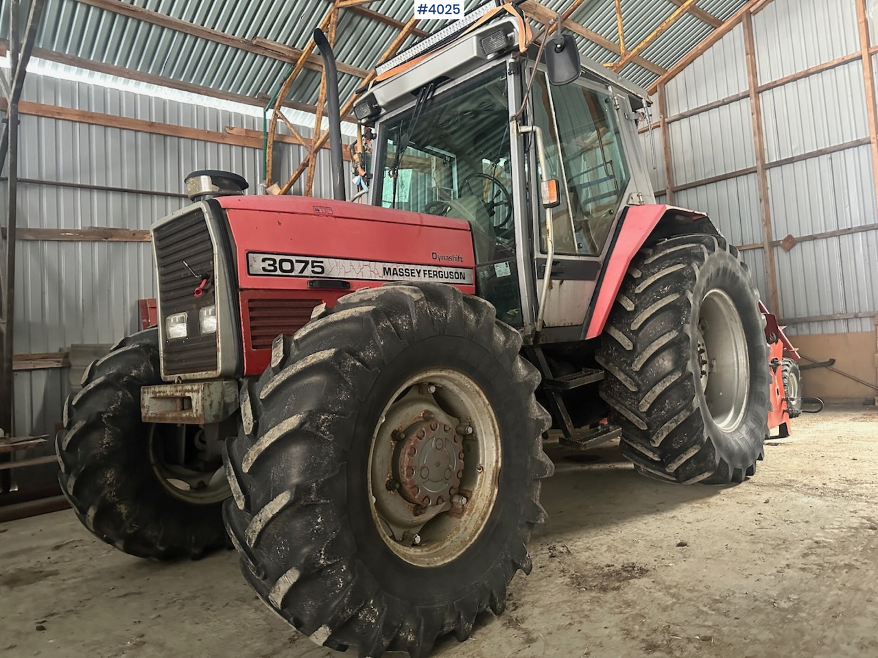 1994 Massey Ferguson 3075 4x4 tractor. WATCH VIDEO. - Трактор: снимка 4 1994 Massey Ferguson 3075 4x4 tractor. WATCH VIDEO. - Трактор: снимка 4