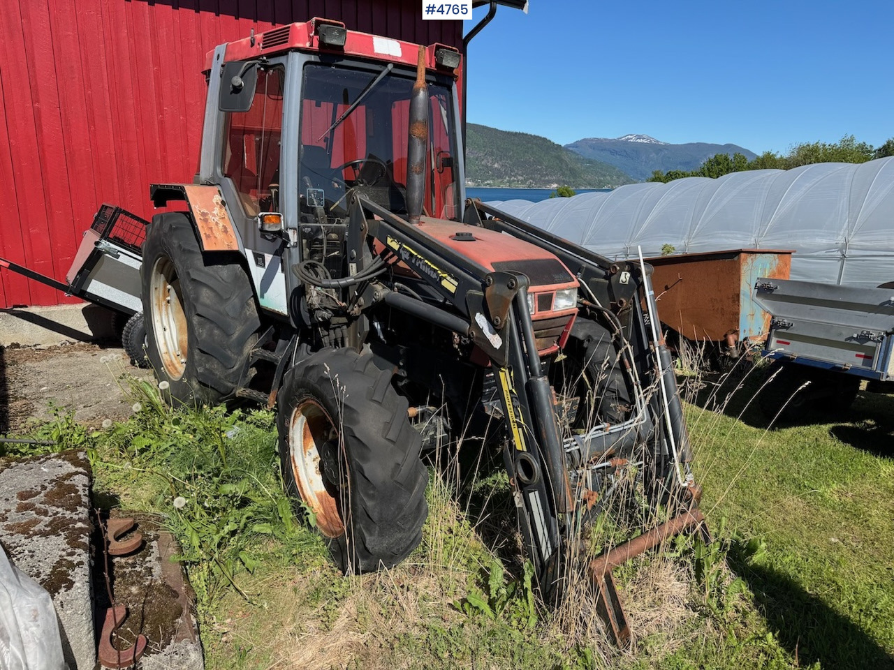 1995 Case International 4230 w/front loader. - Трактор: снимка 4 1995 Case International 4230 w/front loader. - Трактор: снимка 4
