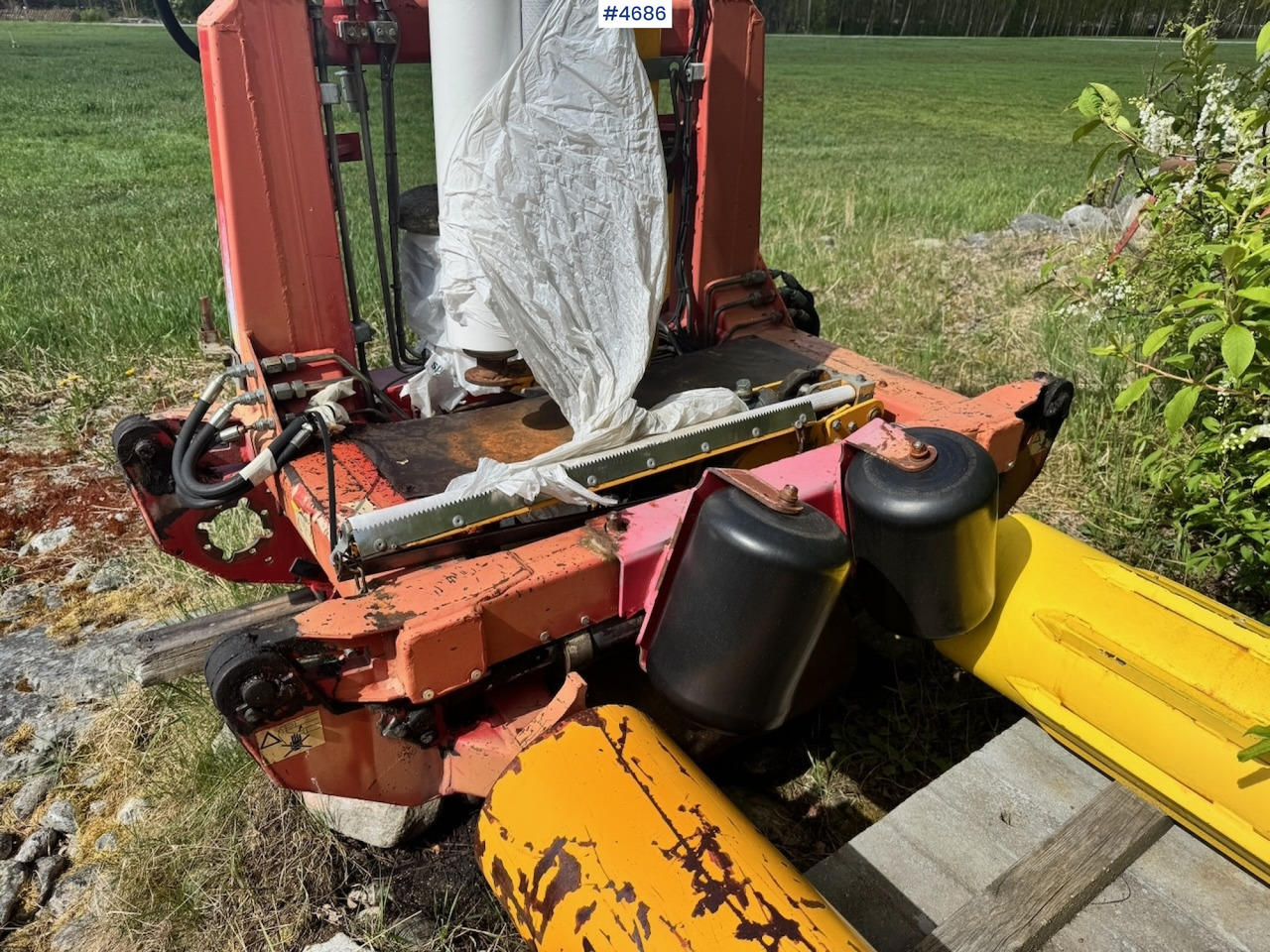1995 Tellefsdal 1500 Round bale wrapper. New electronics. - Машина за сено и фураж: снимка 5 1995 Tellefsdal 1500 Round bale wrapper. New electronics. - Машина за сено и фураж: снимка 5