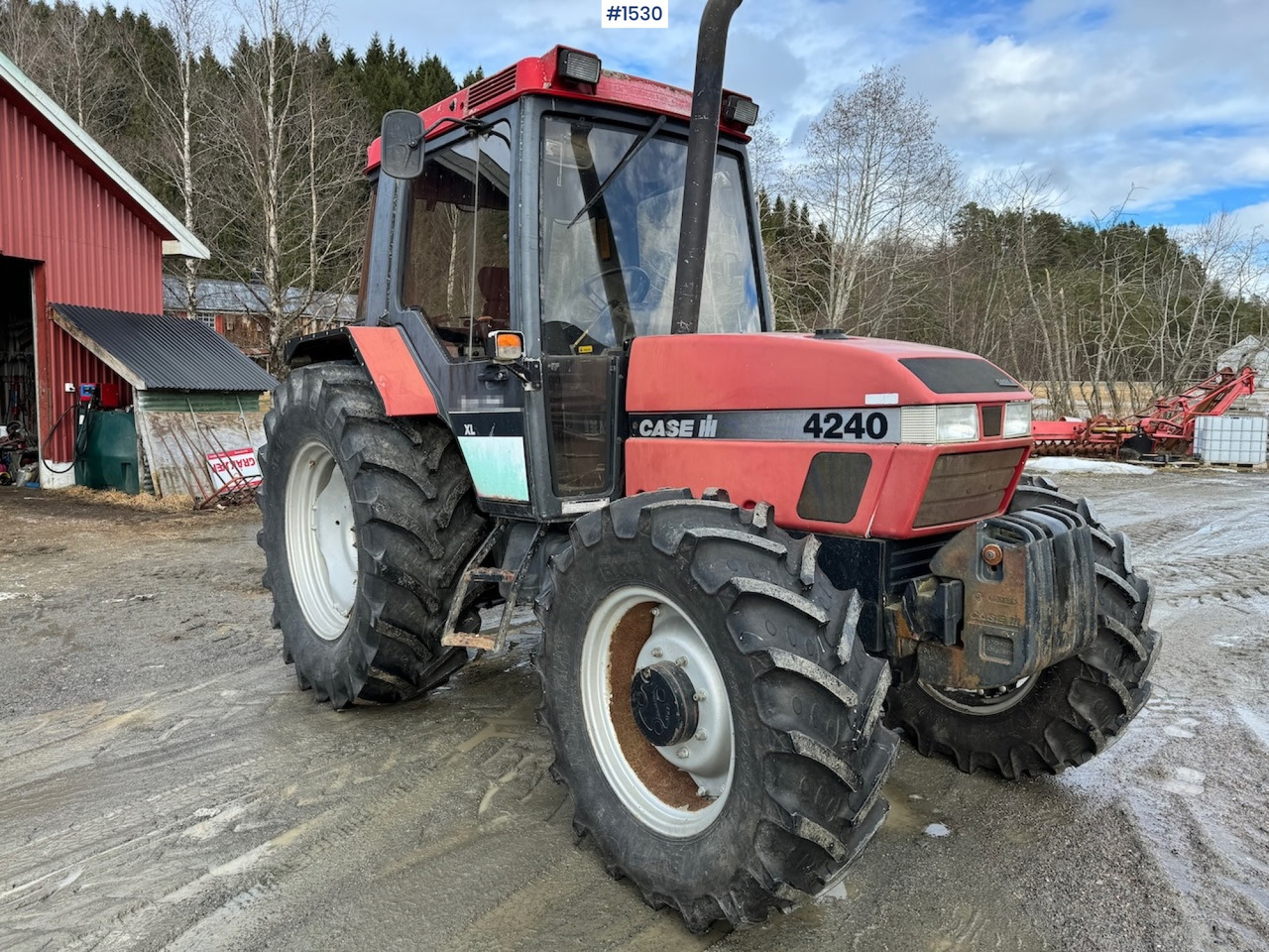 1996 Case IH 4240 XL - Трактор: снимка 2 1996 Case IH 4240 XL - Трактор: снимка 2