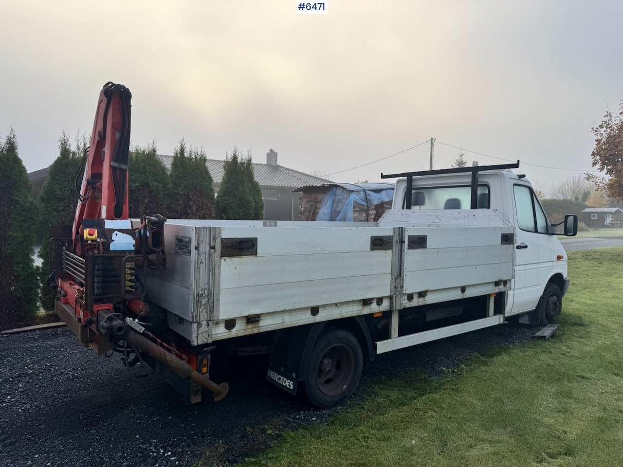 1996 Mercedes 412D Flatbed truck w/ Rear-mounted crane. - Бордови бус: снимка 5 1996 Mercedes 412D Flatbed truck w/ Rear-mounted crane. - Бордови бус: снимка 5