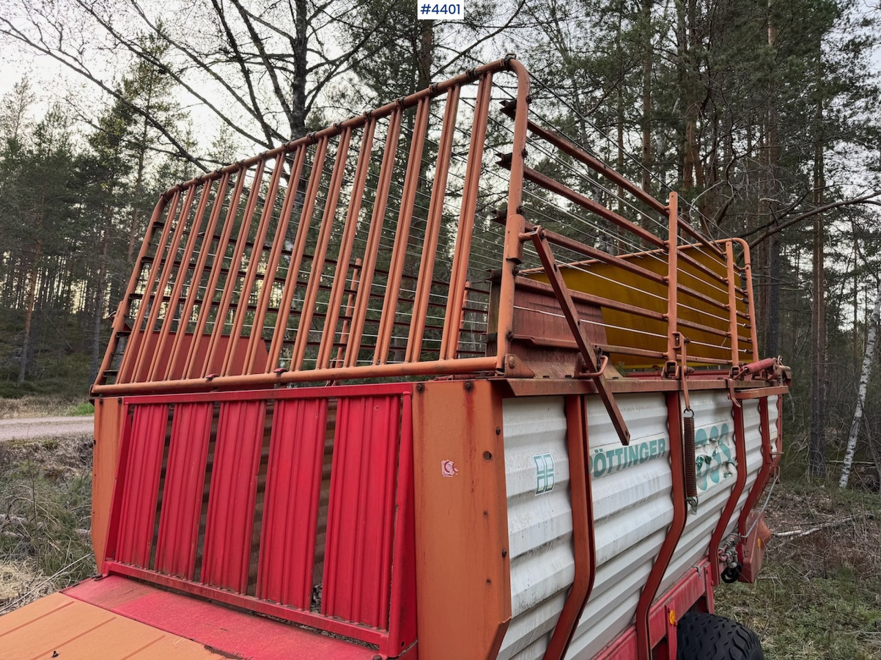 Машина за сено и фураж 1997 Pöttinger Boss1 Loader: снимка 11