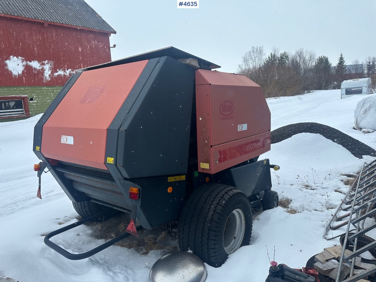 1998 Vicon RF 130 Round baler. - Машина за сено и фураж: снимка 4 1998 Vicon RF 130 Round baler. - Машина за сено и фураж: снимка 4