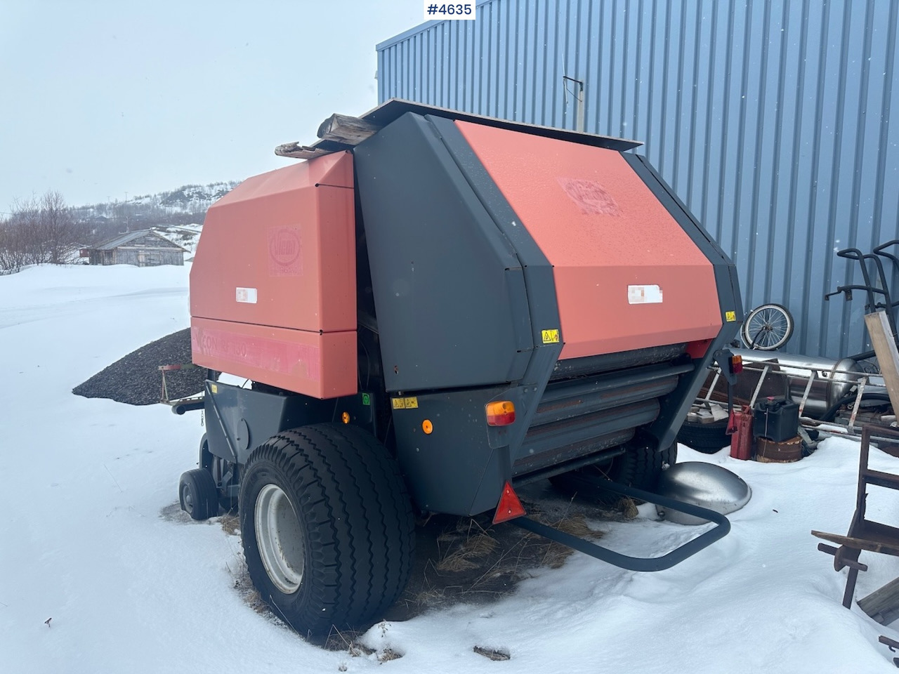 1998 Vicon RF 130 Round baler. - Машина за сено и фураж: снимка 1 1998 Vicon RF 130 Round baler. - Машина за сено и фураж: снимка 1