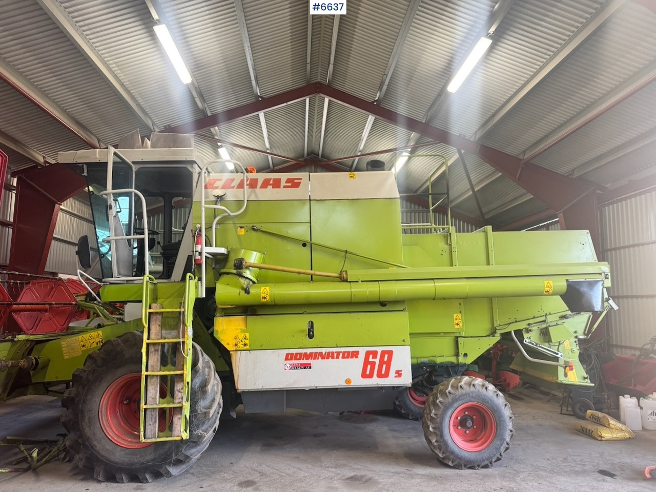 1999 Claas Dominator 68 S combine harvester with twin wheels. Well-maintained / Recently upgraded! - Зърнокомбайн: снимка 2 1999 Claas Dominator 68 S combine harvester with twin wheels. Well-maintained / Recently upgraded! - Зърнокомбайн: снимка 2