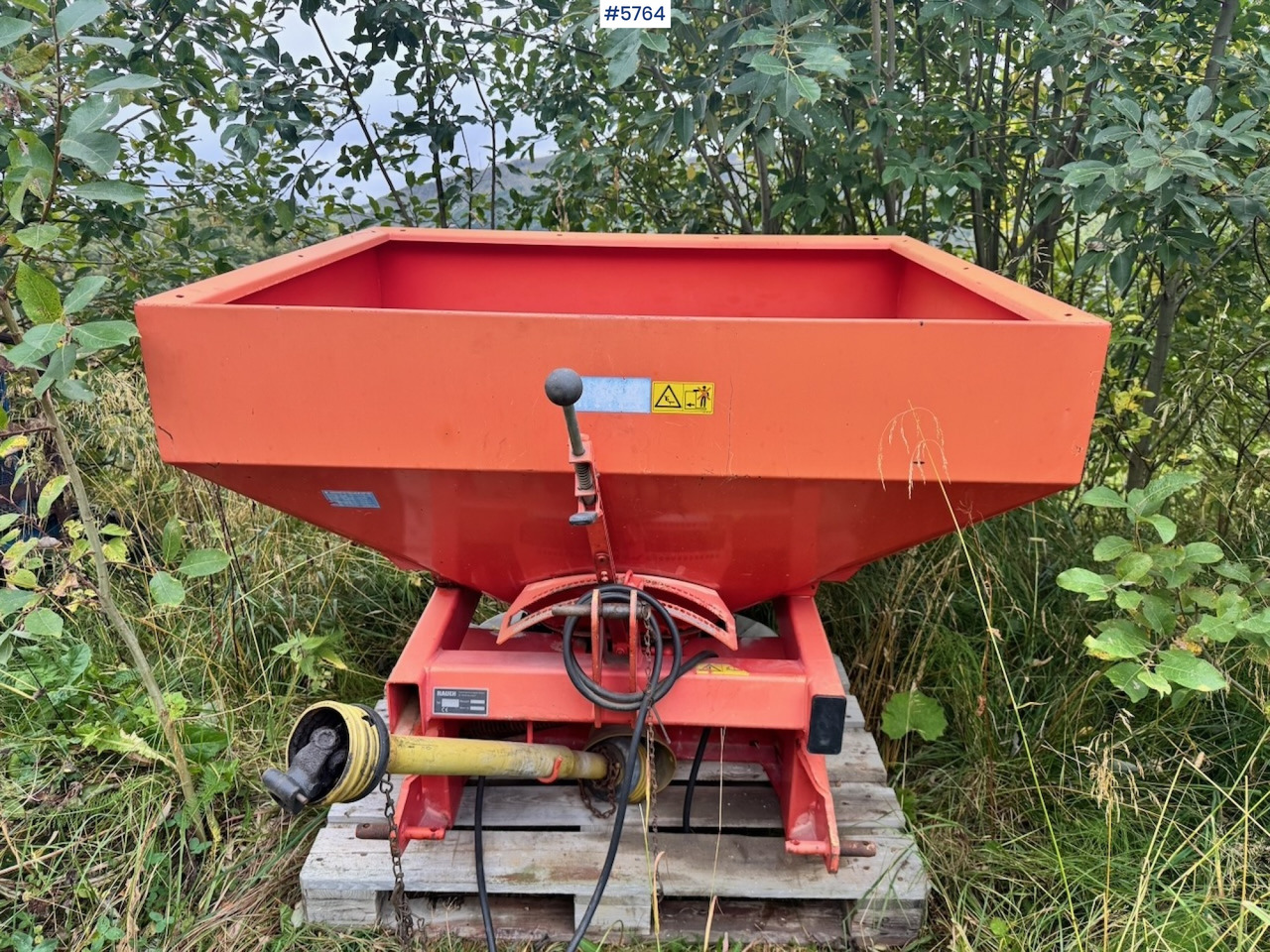 1999 Rauch MDS 81 Fertiliser Spreader - Тороразпръсквачка: снимка 1 1999 Rauch MDS 81 Fertiliser Spreader - Тороразпръсквачка: снимка 1