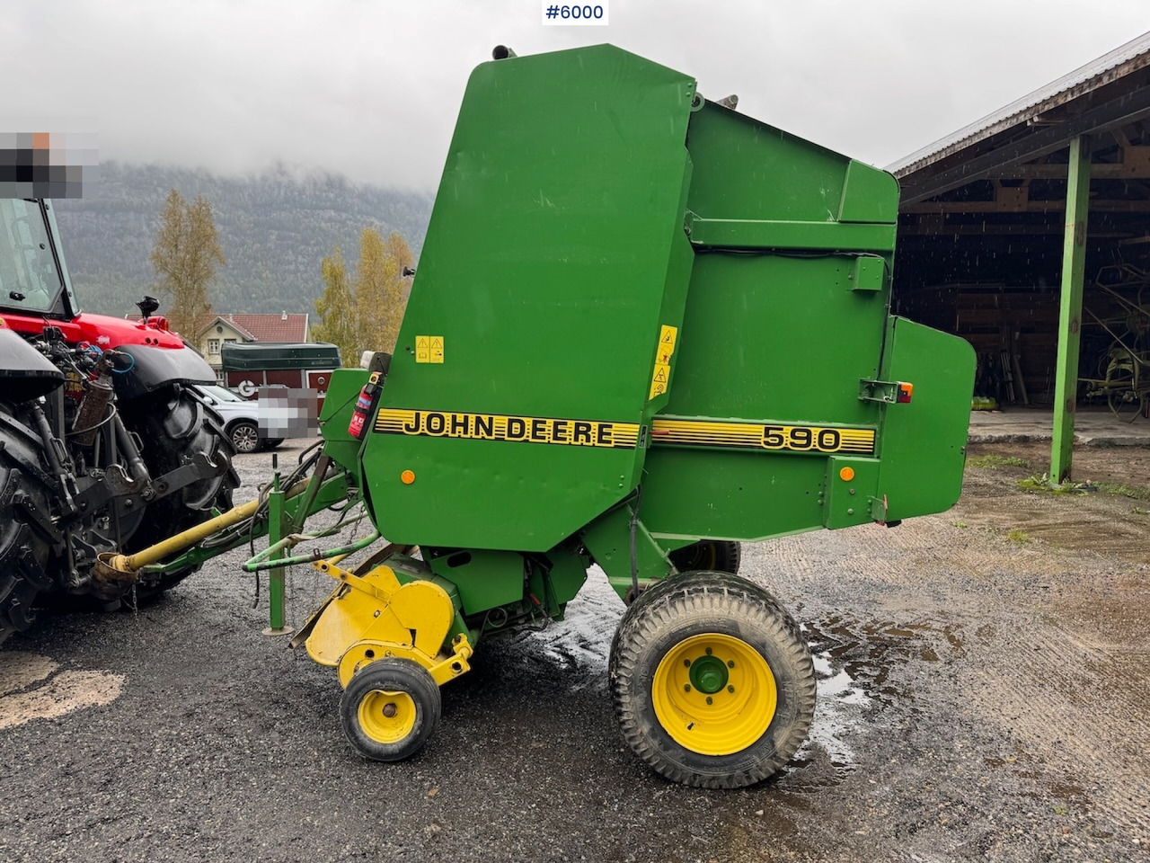 2000 John Deere 590 Round Baler. - Машина за сено и фураж: снимка 2 2000 John Deere 590 Round Baler. - Машина за сено и фураж: снимка 2