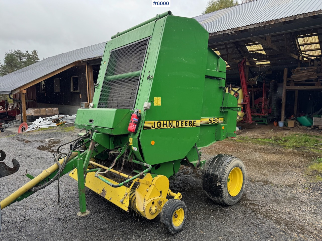 2000 John Deere 590 Round Baler. - Машина за сено и фураж: снимка 1 2000 John Deere 590 Round Baler. - Машина за сено и фураж: снимка 1