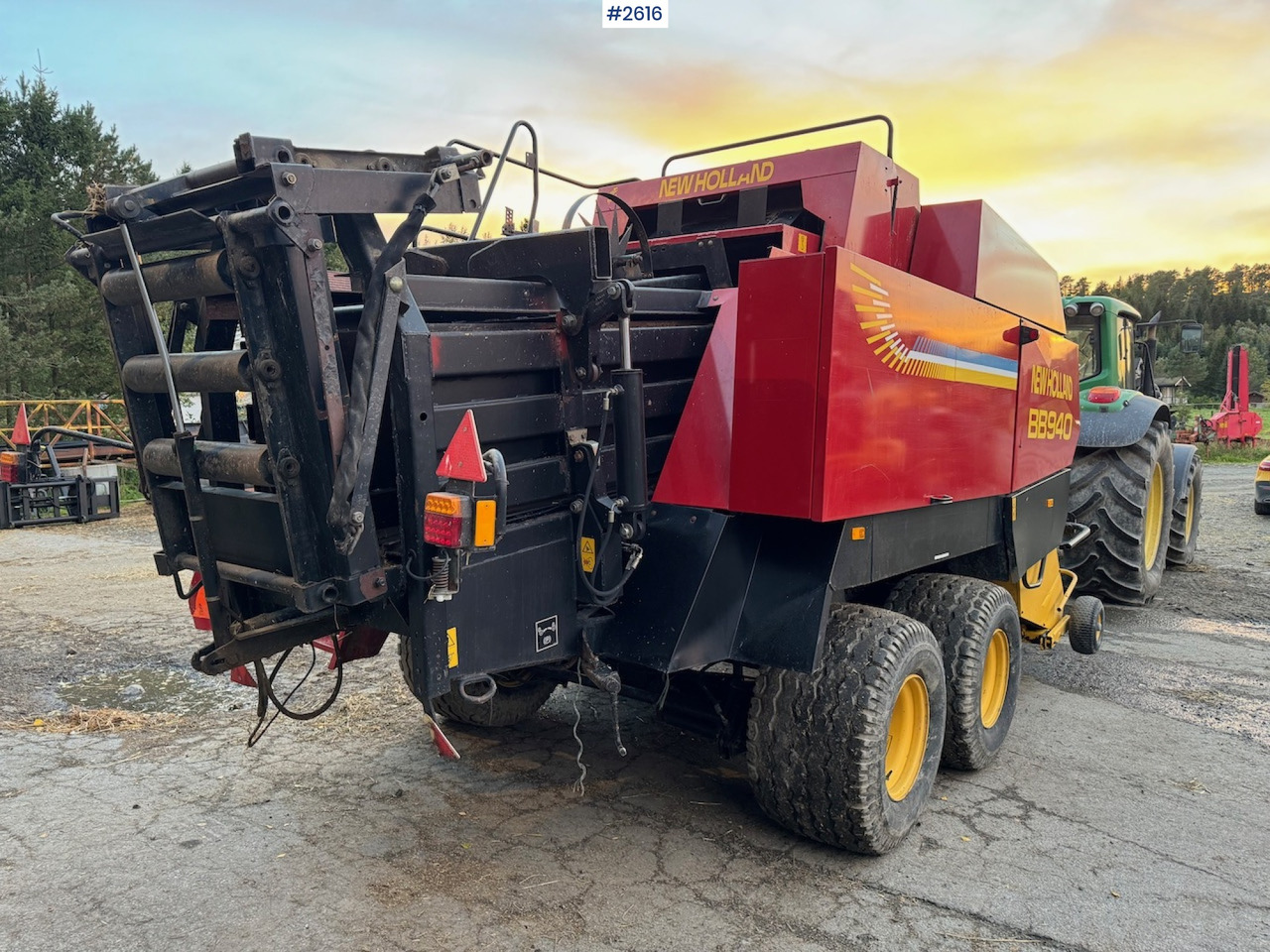 2001 New Holland BB940 square baler - Машина за сено и фураж: снимка 4 2001 New Holland BB940 square baler - Машина за сено и фураж: снимка 4