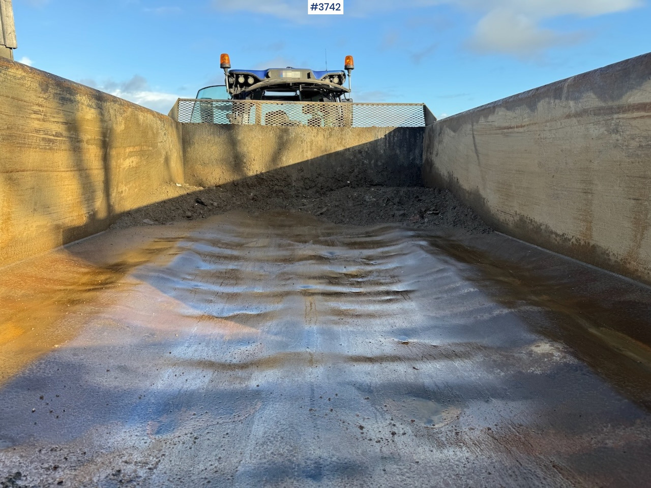 Лизинг на 2003 Sele Weld 16 Dumper trailer. 2003 Sele Weld 16 Dumper trailer.: снимка 16 Лизинг на 2003 Sele Weld 16 Dumper trailer. 2003 Sele Weld 16 Dumper trailer.: снимка 16