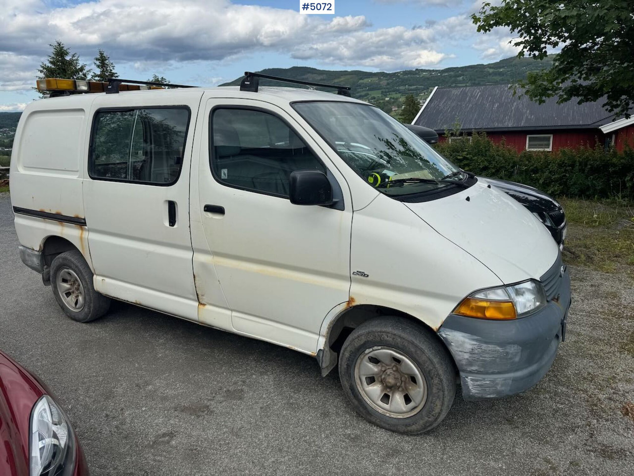 2003 Toyota Hiace 4wd - Товарен бус: снимка 1 2003 Toyota Hiace 4wd - Товарен бус: снимка 1