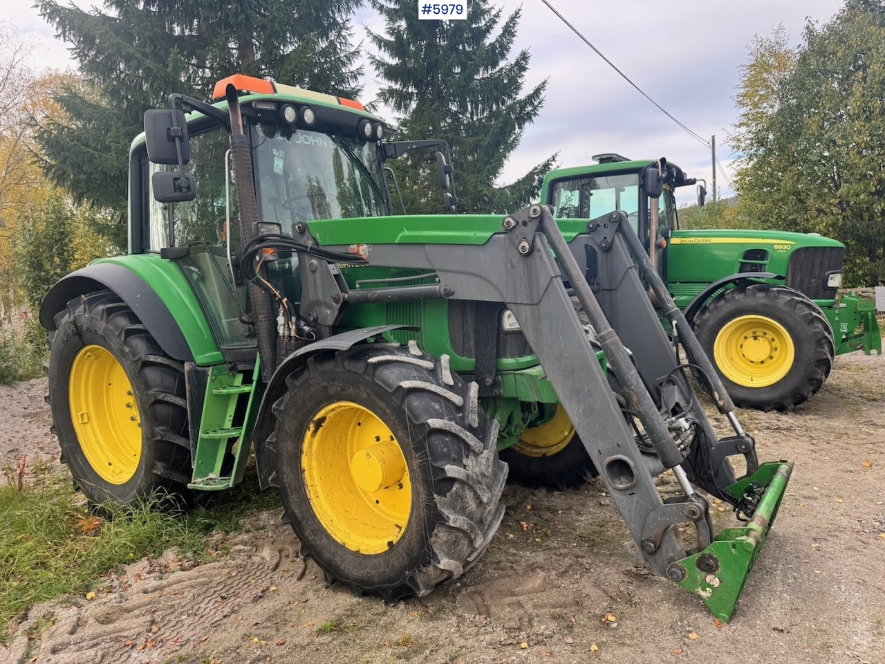2005 John Deere 6420 with Front Loader - Трактор: снимка 2 2005 John Deere 6420 with Front Loader - Трактор: снимка 2