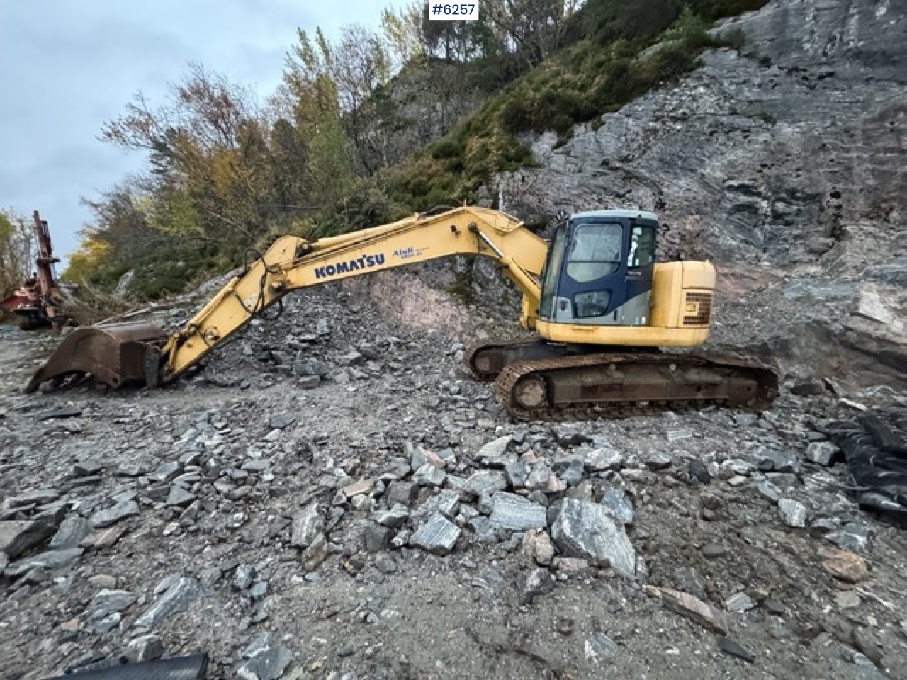 2005 Komatsu PC228 USLC-3K with Digging Bucket – SEE VIDEO! - Багер: снимка 2 2005 Komatsu PC228 USLC-3K with Digging Bucket – SEE VIDEO! - Багер: снимка 2