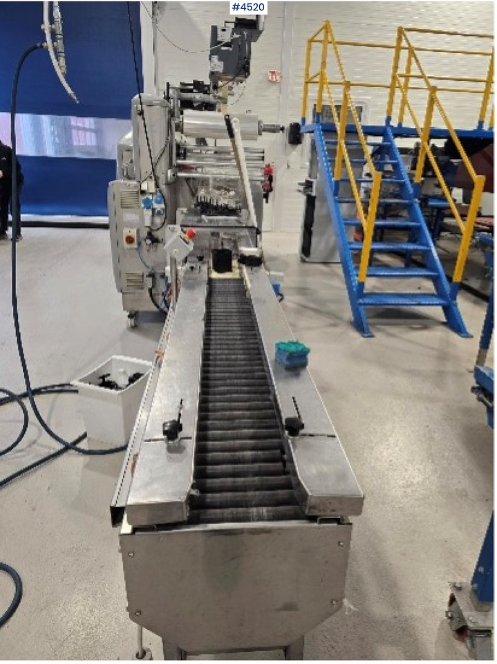 2005 Record Scorpion E and Fischer F4000 Sealing machine for fruit. - Машина за опаковане: снимка 1 2005 Record Scorpion E and Fischer F4000 Sealing machine for fruit. - Машина за опаковане: снимка 1