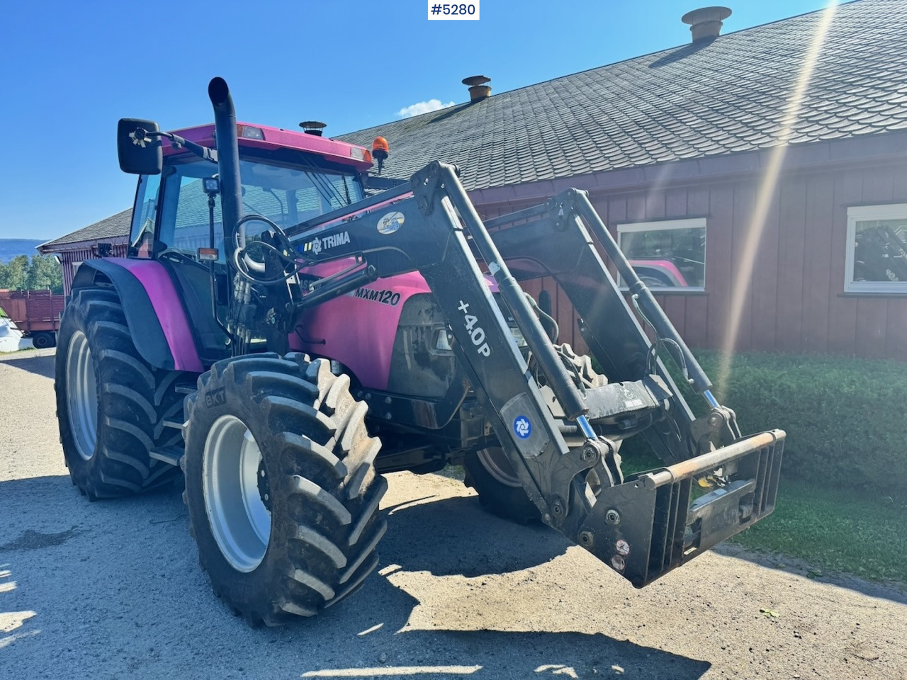 2006 Case MXM120 4x4 with front loader - Трактор: снимка 3 2006 Case MXM120 4x4 with front loader - Трактор: снимка 3