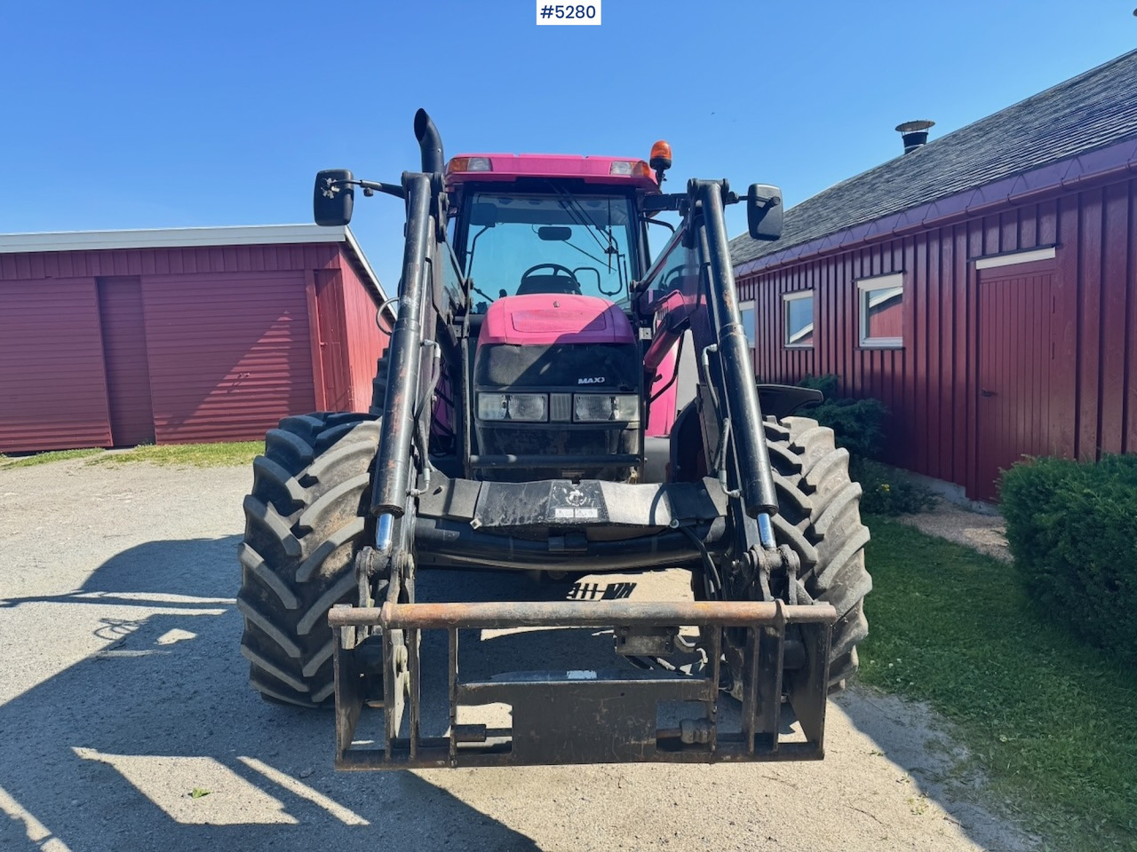 2006 Case MXM120 4x4 with front loader - Трактор: снимка 4 2006 Case MXM120 4x4 with front loader - Трактор: снимка 4