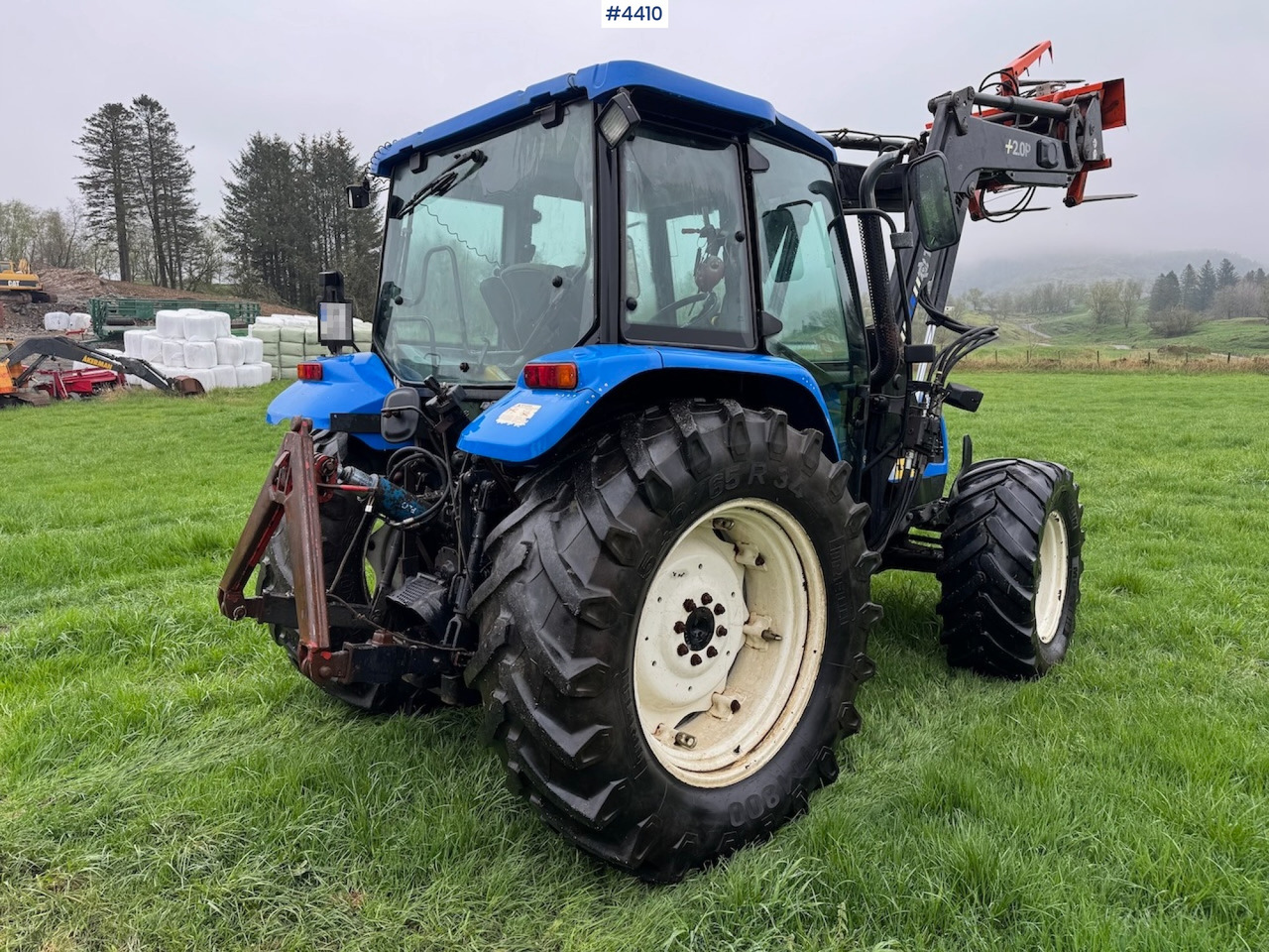2006 New Holland TL100 A w/Front Loader. - Трактор: снимка 5 2006 New Holland TL100 A w/Front Loader. - Трактор: снимка 5