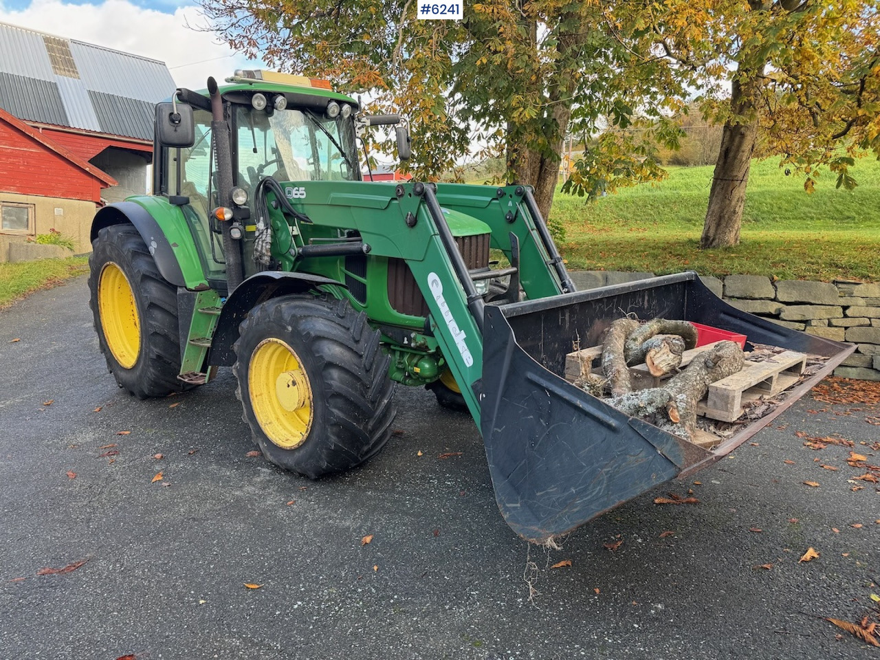 2007 John Deere 6530 w/ AutoPower and front loader. - Трактор: снимка 1 2007 John Deere 6530 w/ AutoPower and front loader. - Трактор: снимка 1