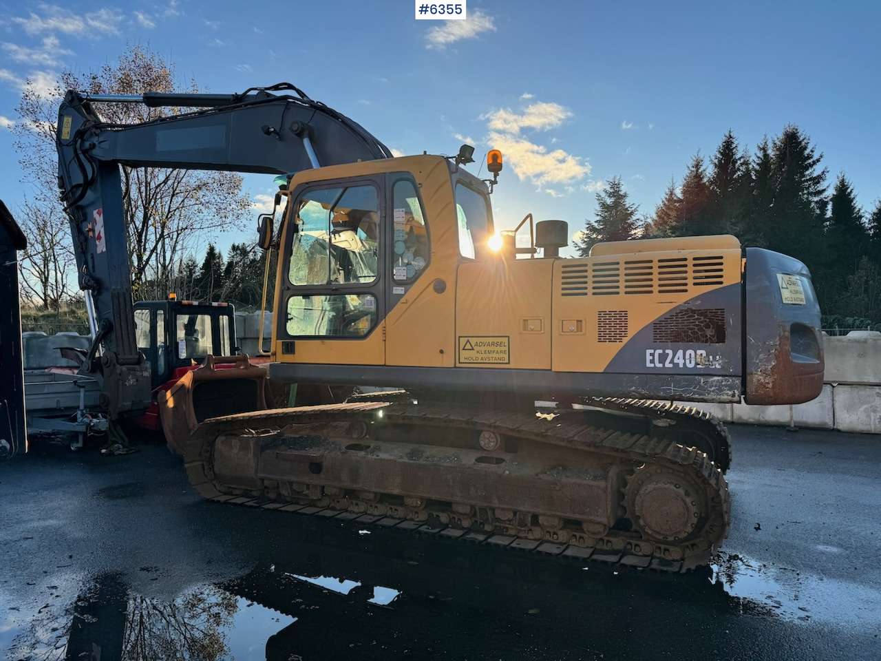 2007 Volvo EC 240 B NLC m/ 3 skuffer. - Багер: снимка 1 2007 Volvo EC 240 B NLC m/ 3 skuffer. - Багер: снимка 1