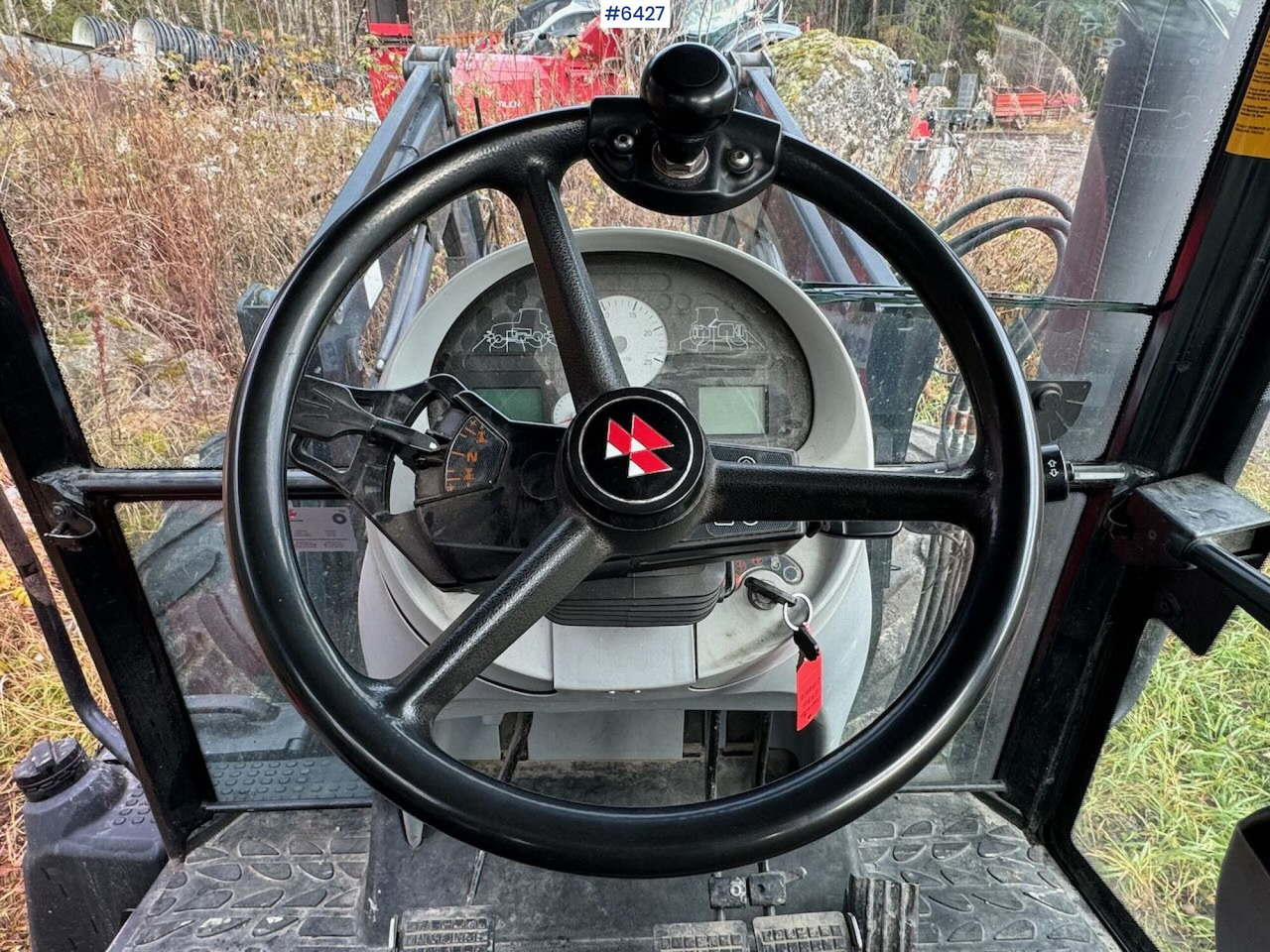 Лизинг на 2008 Massey Ferguson 6480 with Trima 4.0 Front Loader 2008 Massey Ferguson 6480 with Trima 4.0 Front Loader: снимка 16 Лизинг на 2008 Massey Ferguson 6480 with Trima 4.0 Front Loader 2008 Massey Ferguson 6480 with Trima 4.0 Front Loader: снимка 16