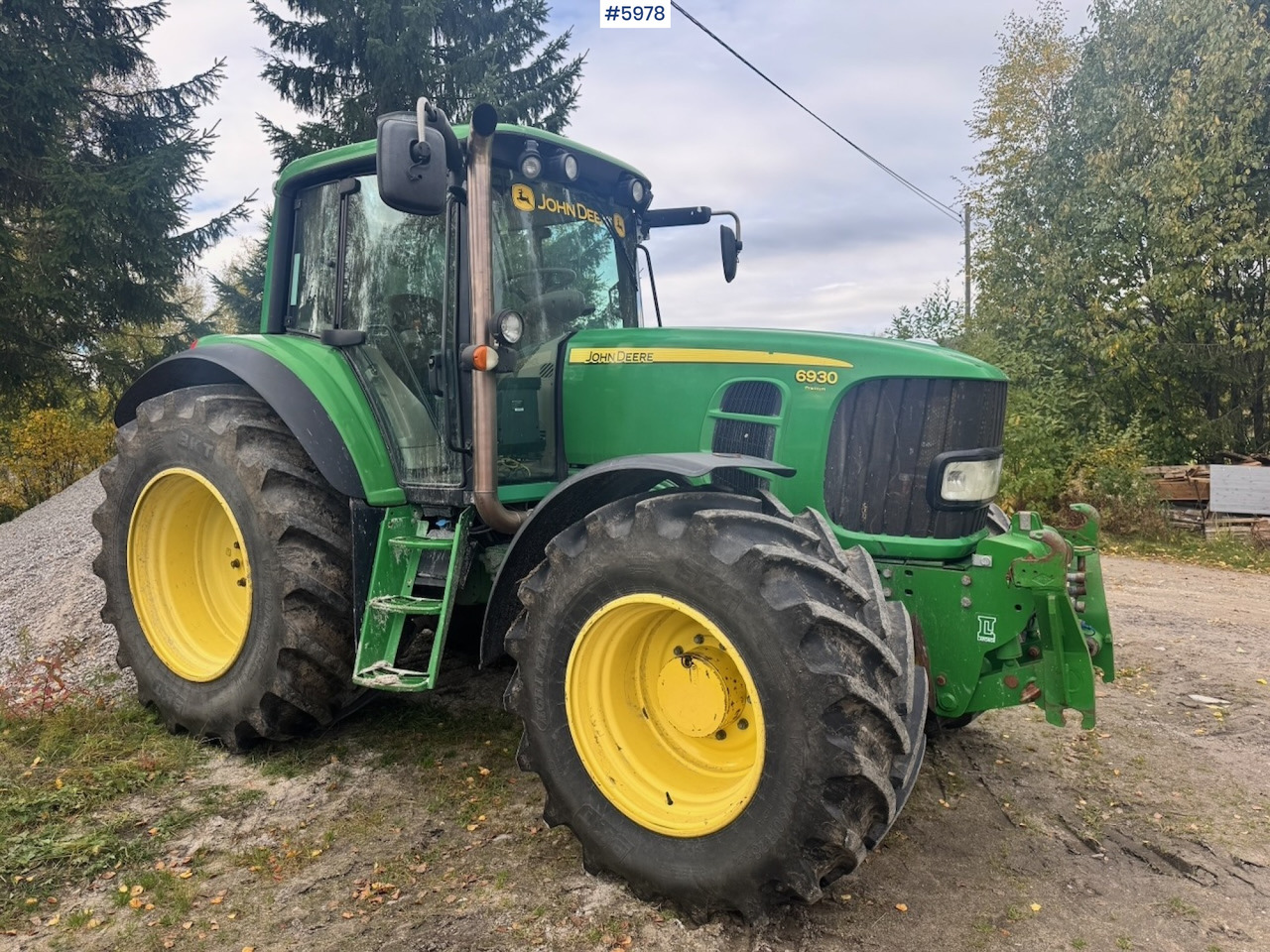 2010 John Deere 6930 with Front Hydraulic - Трактор: снимка 1 2010 John Deere 6930 with Front Hydraulic - Трактор: снимка 1