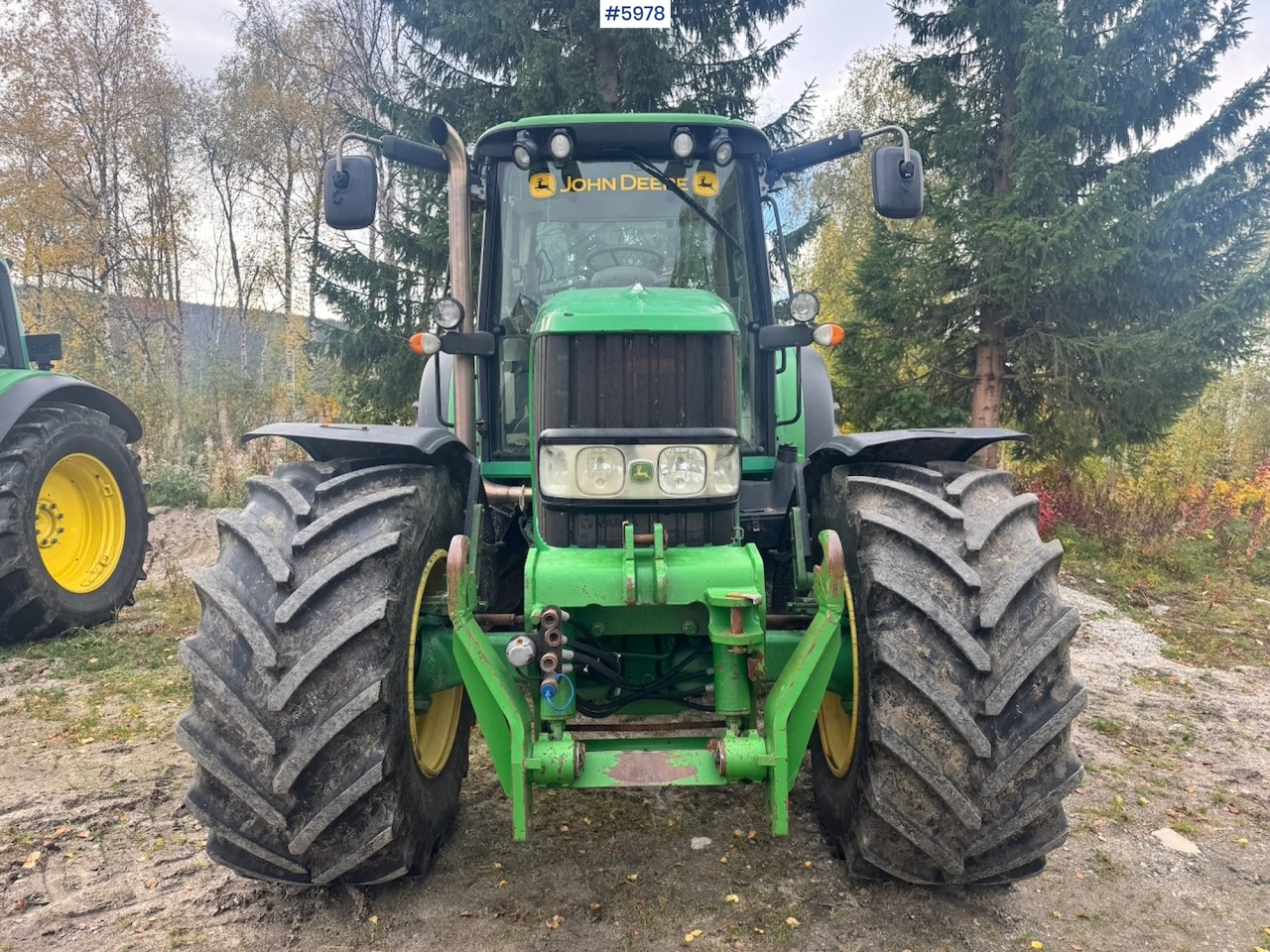 2010 John Deere 6930 with Front Hydraulic - Трактор: снимка 3 2010 John Deere 6930 with Front Hydraulic - Трактор: снимка 3