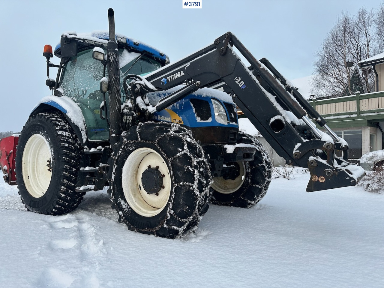 2010 New Holland T6040 4x4 plow rigged tractor w/ Trima +3.0p front loader, brand new chains, snow bucket and Westbjørn snow blower. WATCH VIDEO. - Трактор: снимка 2 2010 New Holland T6040 4x4 plow rigged tractor w/ Trima +3.0p front loader, brand new chains, snow bucket and Westbjørn snow blower. WATCH VIDEO. - Трактор: снимка 2