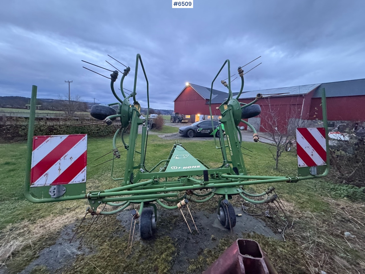 2011 Krone KW 5.52 tedder - Машина за сено и фураж: снимка 5 2011 Krone KW 5.52 tedder - Машина за сено и фураж: снимка 5