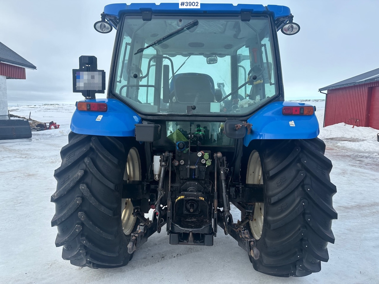 Трактор 2011 New Holland T5070 4x4 m/ frontlaster: снимка 7