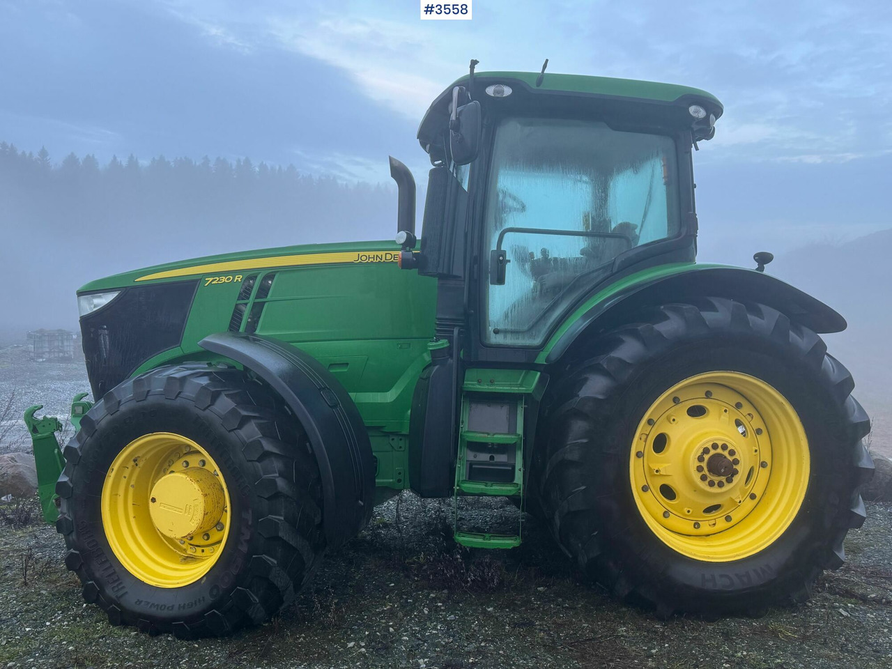 2012 John Deere 7230R w/ GPS and 3 hydraulic outlets! - Трактор: снимка 5 2012 John Deere 7230R w/ GPS and 3 hydraulic outlets! - Трактор: снимка 5