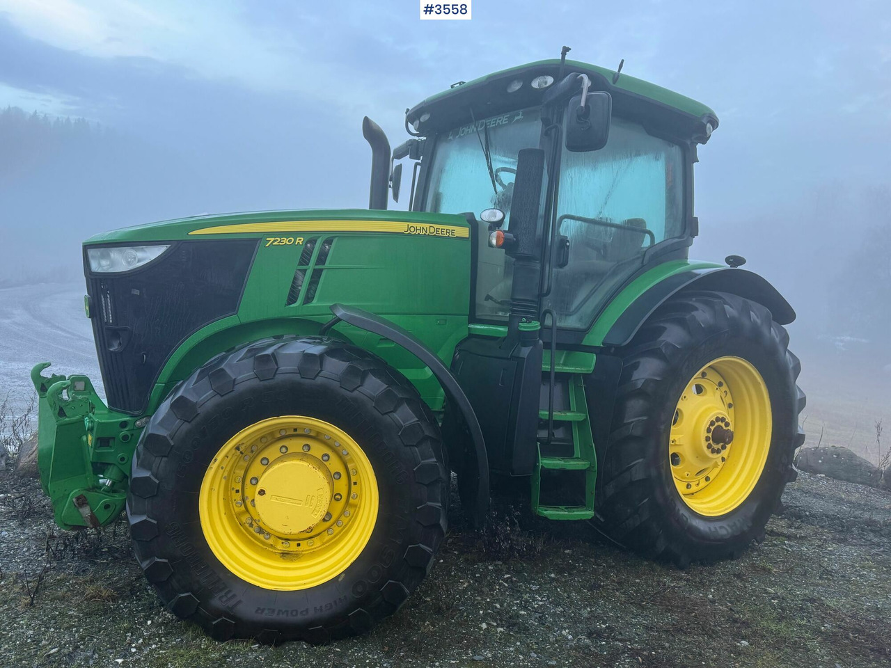 2012 John Deere 7230R w/ GPS and 3 hydraulic outlets! - Трактор: снимка 1 2012 John Deere 7230R w/ GPS and 3 hydraulic outlets! - Трактор: снимка 1