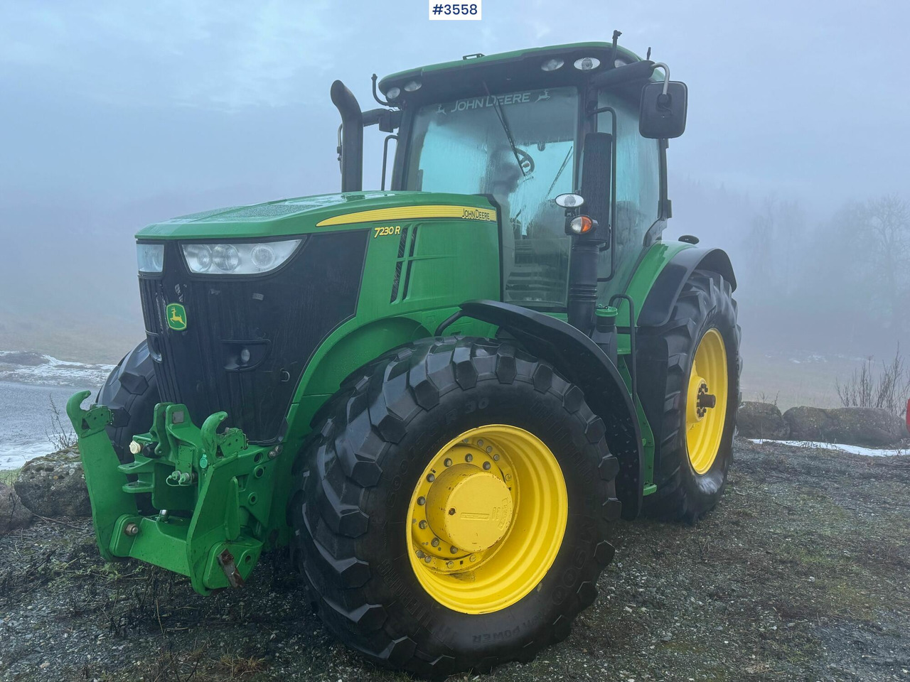 2012 John Deere 7230R w/ GPS and 3 hydraulic outlets! - Трактор: снимка 3 2012 John Deere 7230R w/ GPS and 3 hydraulic outlets! - Трактор: снимка 3