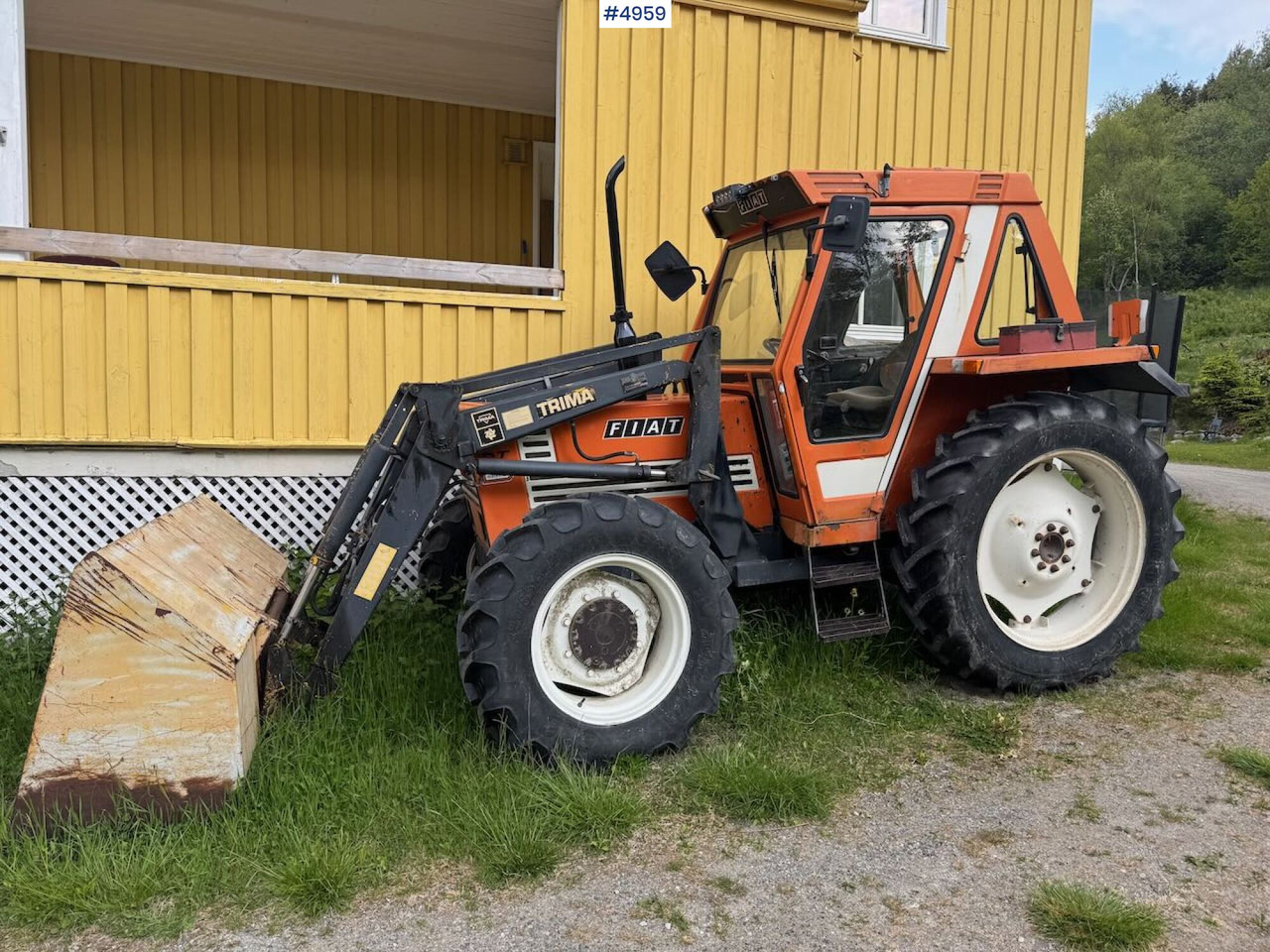 2012 New Holland T7.200 Auto Command w/plough disc - Трактор: снимка 2 2012 New Holland T7.200 Auto Command w/plough disc - Трактор: снимка 2