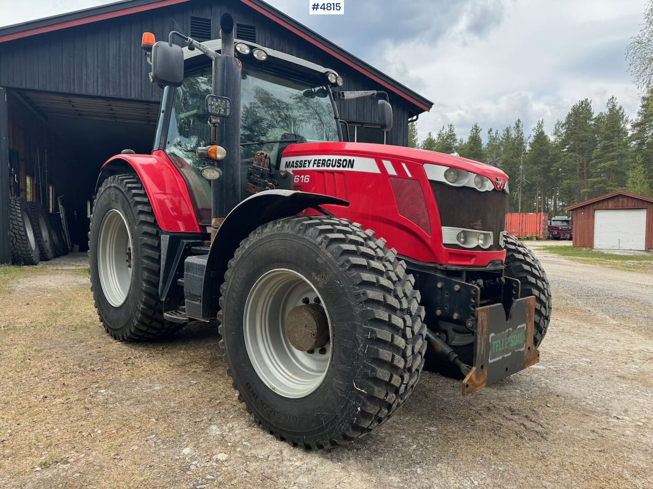 2013 Massey Ferguson 7616 w/ front loader, bucket pallet forks and 2 sets of wheels. WATCH VIDEO - Трактор: снимка 1 2013 Massey Ferguson 7616 w/ front loader, bucket pallet forks and 2 sets of wheels. WATCH VIDEO - Трактор: снимка 1