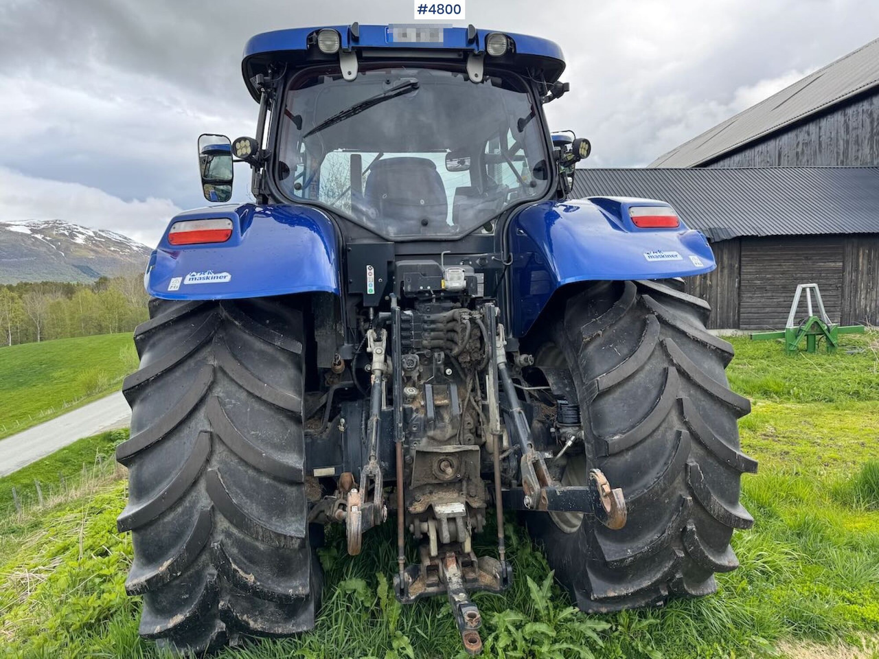 2013 New Holland T7.210 AC Blue Power m/ Frontlaster - Трактор: снимка 4 2013 New Holland T7.210 AC Blue Power m/ Frontlaster - Трактор: снимка 4